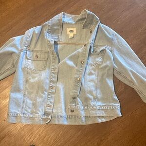 jean jacket .